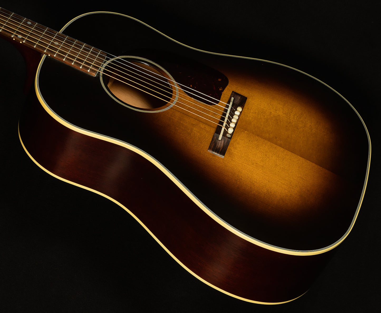 Limited Custom Shop 1942 Banner J-45 Slim Neck
