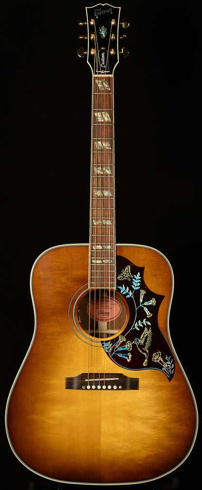 Custom Shop Artisan Series Hummingbird Elegant Koa