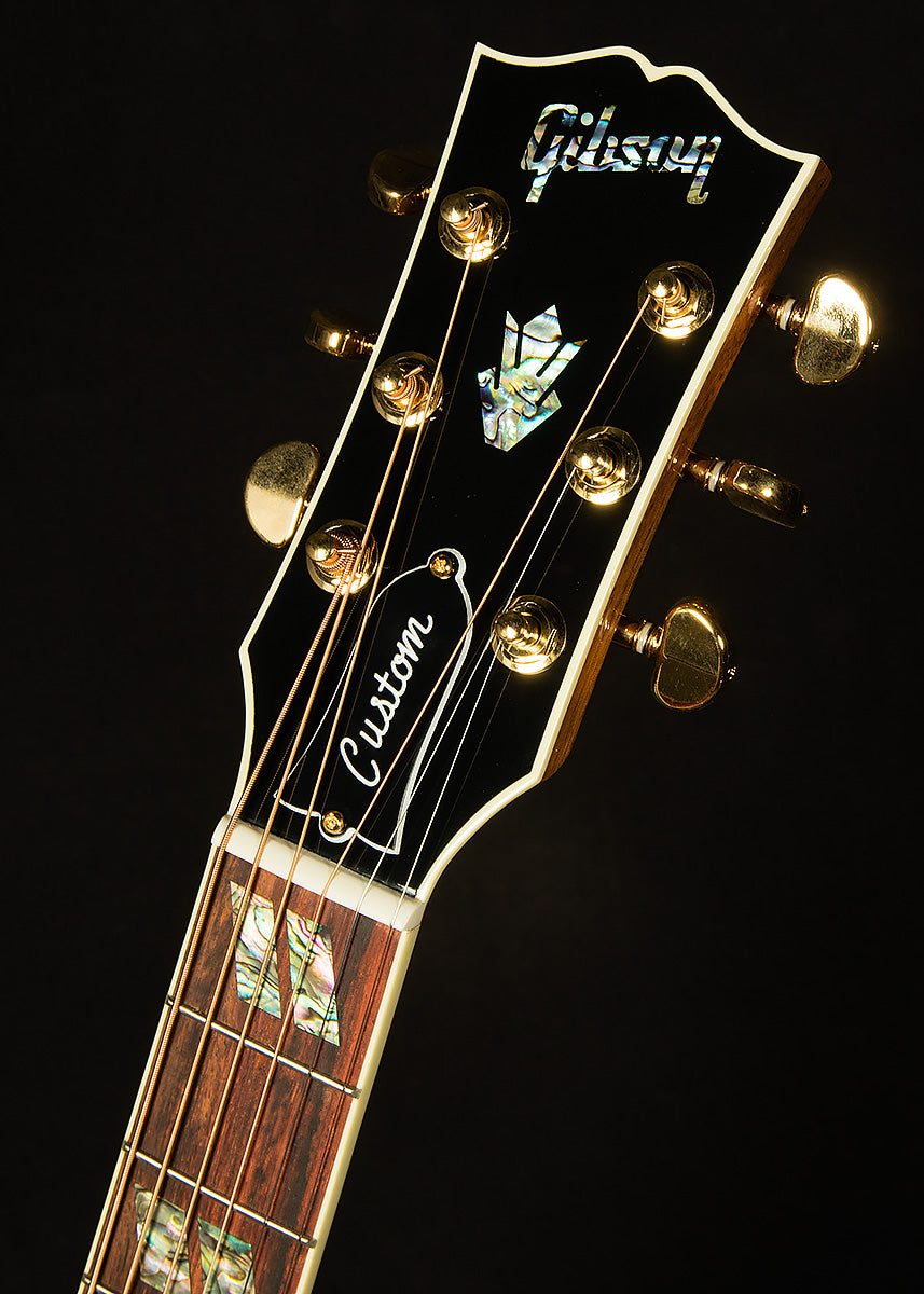 Custom Shop Artisan Series Hummingbird Elegant Koa