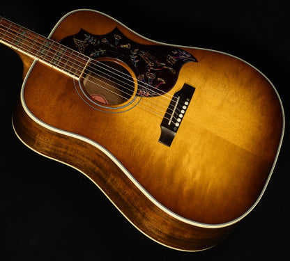Custom Shop Artisan Series Hummingbird Elegant Koa