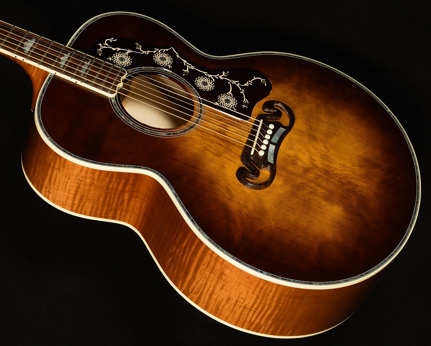 Custom SJ-200 Anniversary Limited Edition - One of 100 Pieces Worldwide