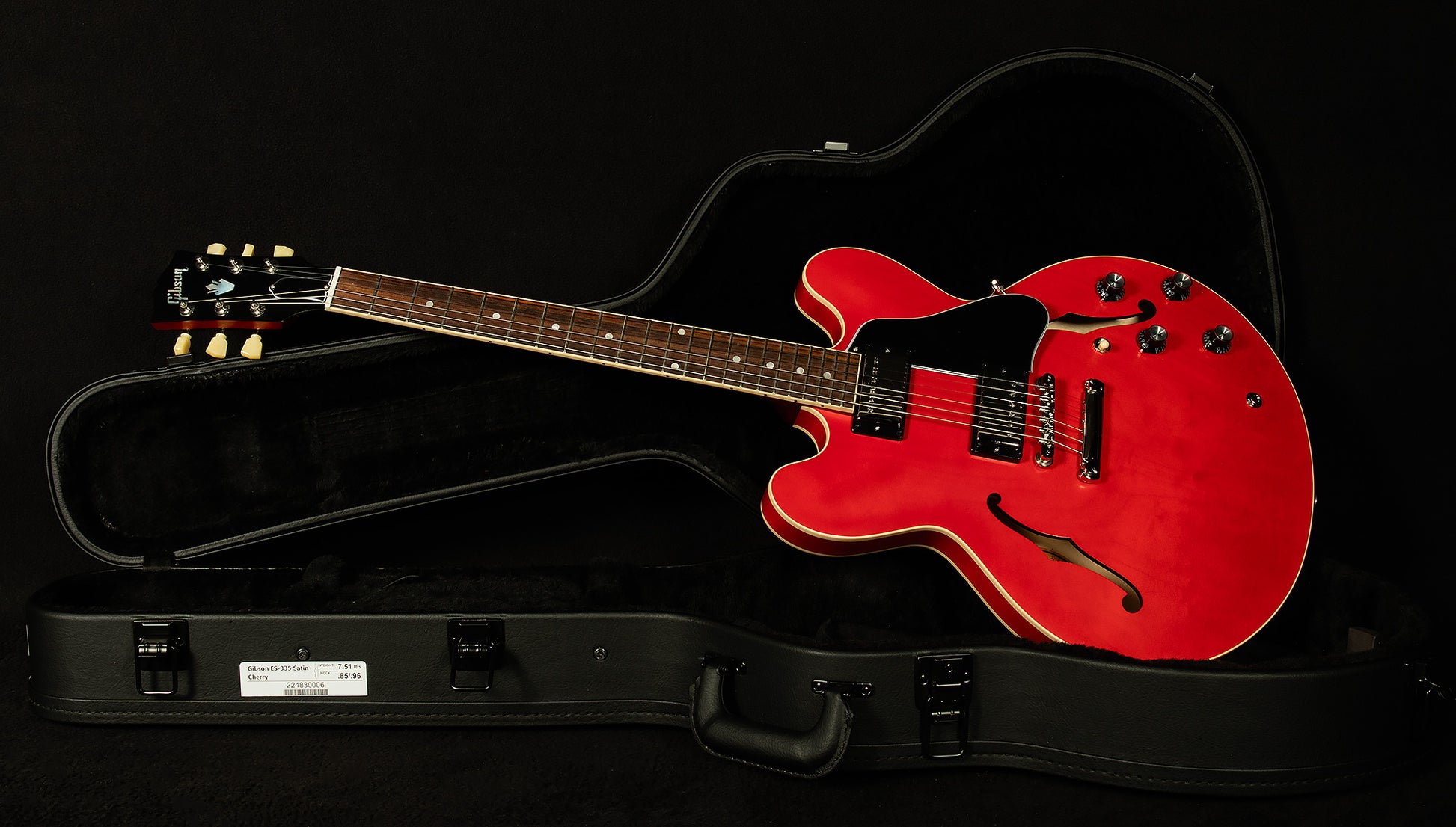 ES-335 Satin Dot