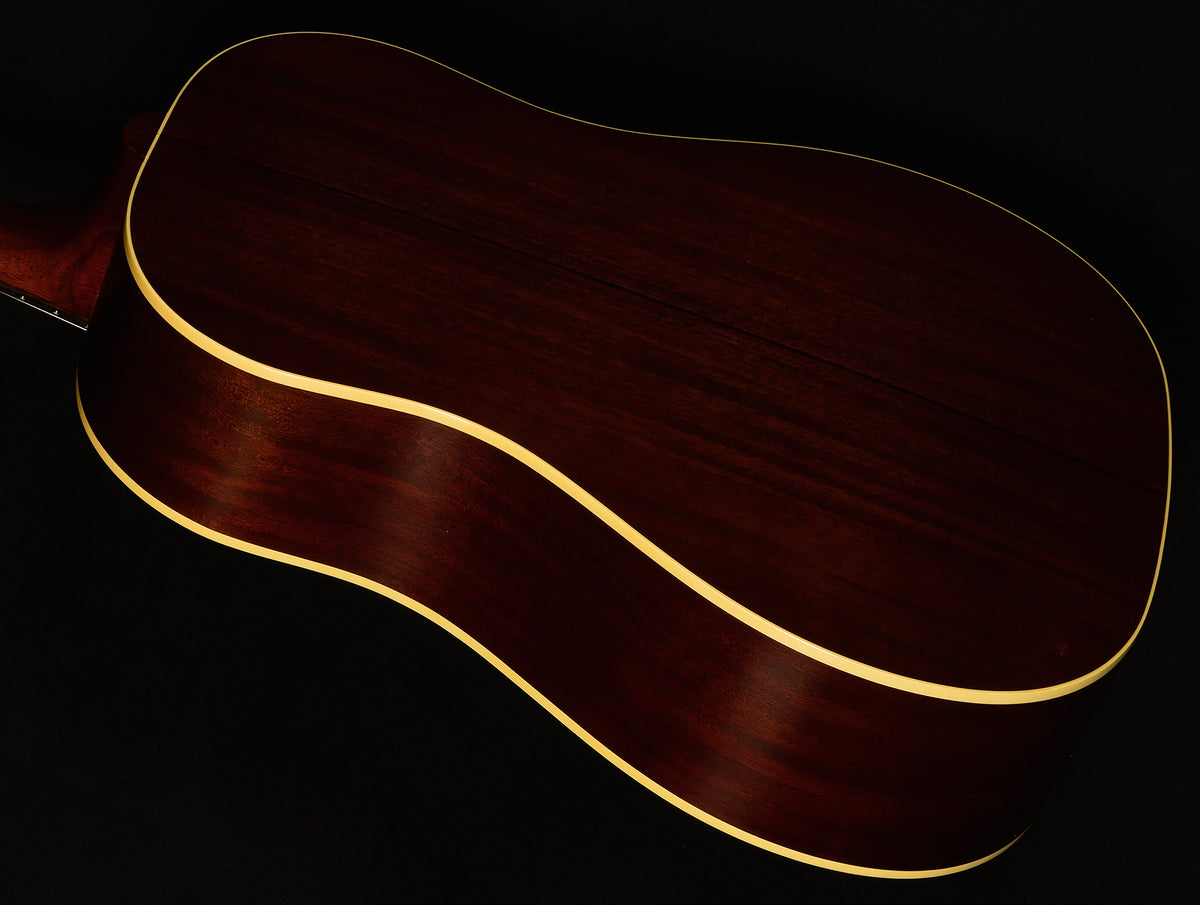 Limited Custom Shop 1942 Banner J-45 Slim Neck