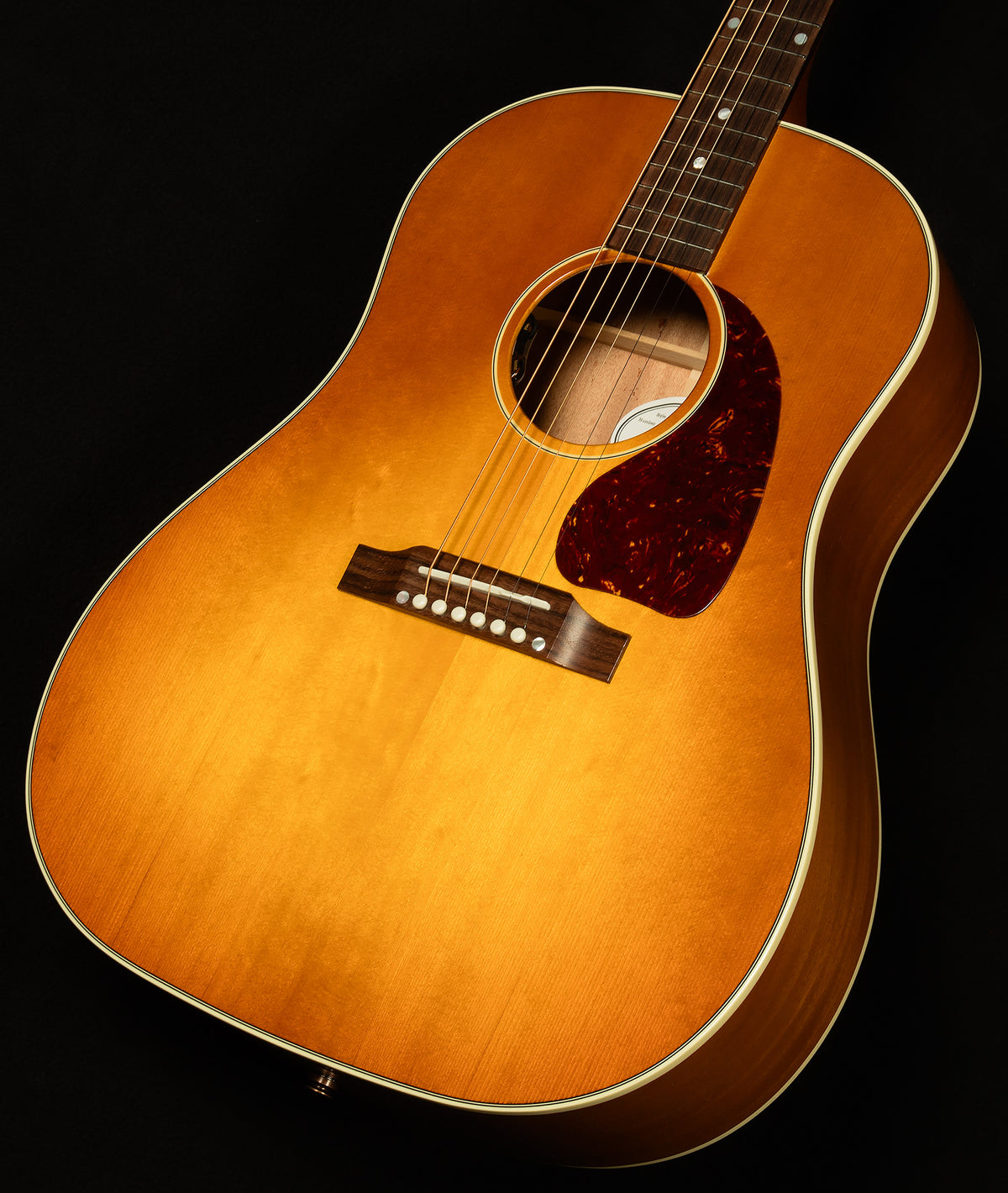 Modern Collection J-45 Standard with HiFi DNA