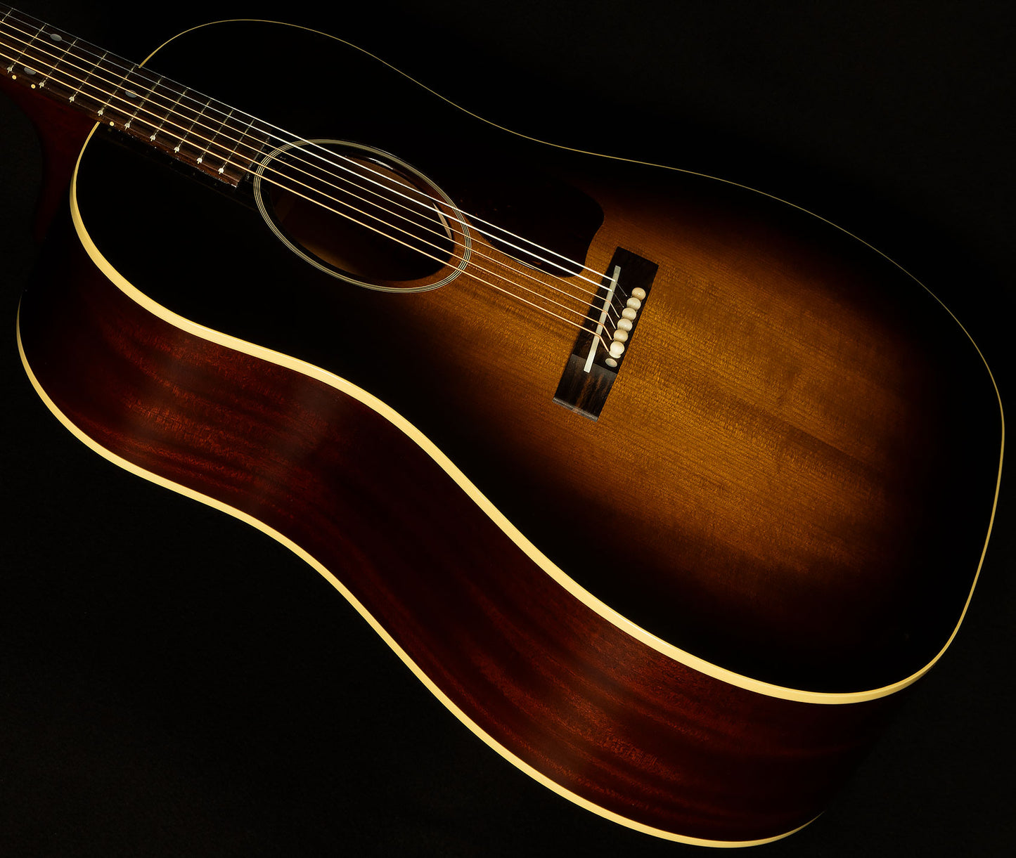 Custom Shop 1942 Banner J-45