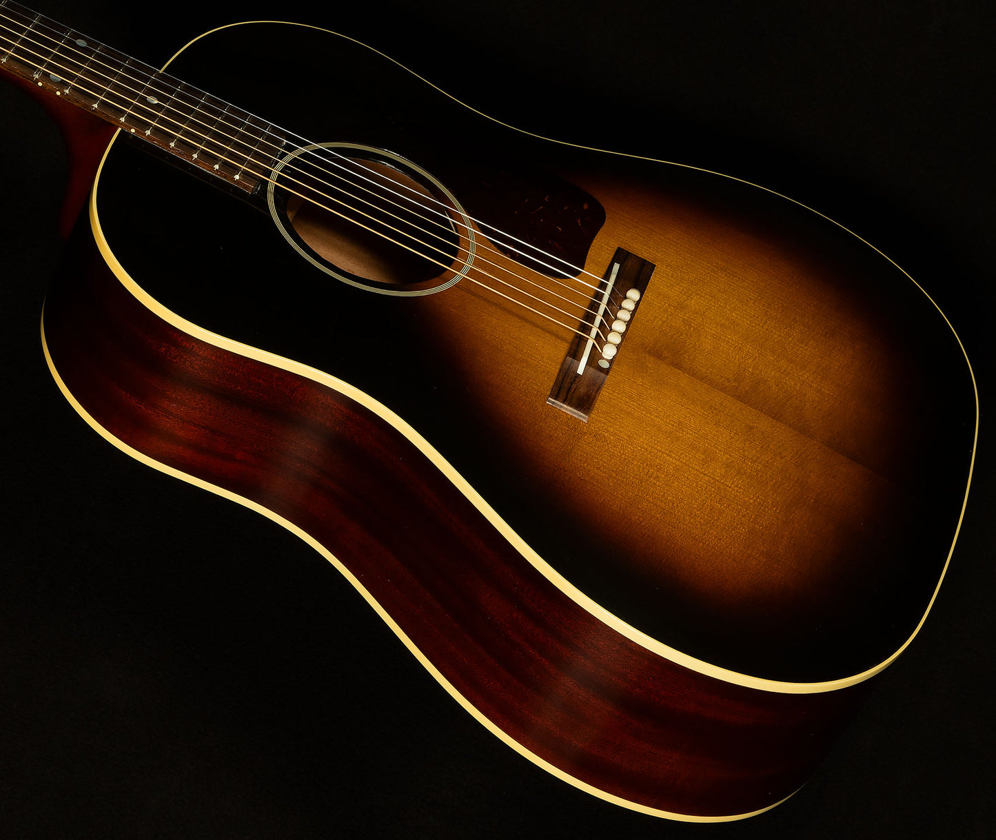 Custom Shop 1942 Banner J-45