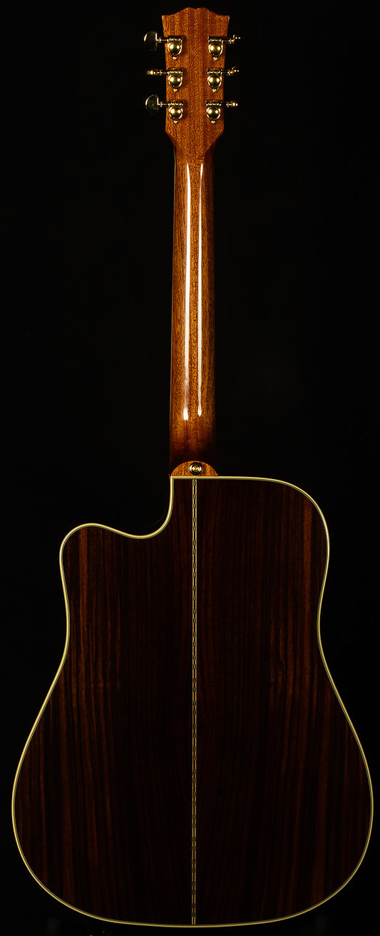 Inspired by Gibson Custom Hummingbird Deluxe EC