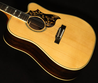 Inspired by Gibson Custom Hummingbird Deluxe EC