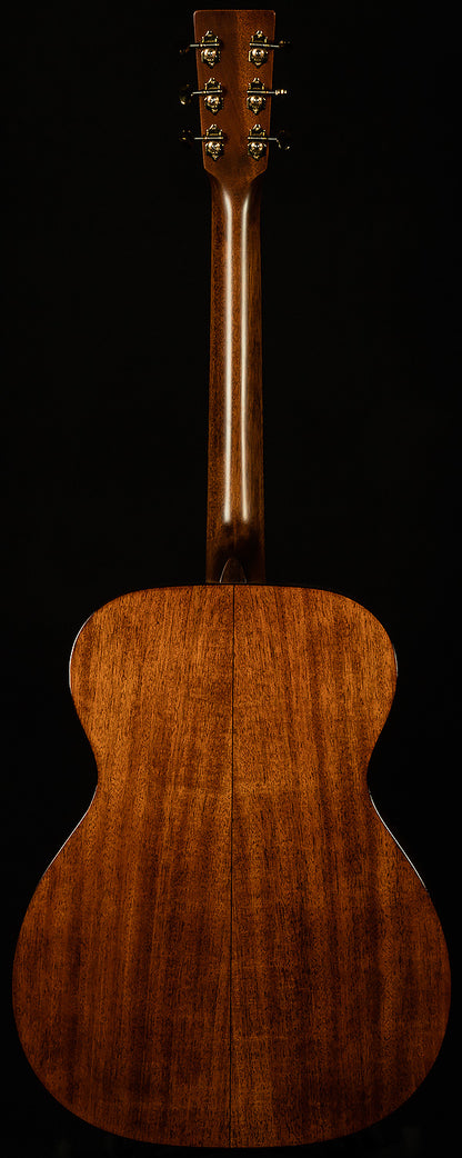 000-18 Modern Deluxe