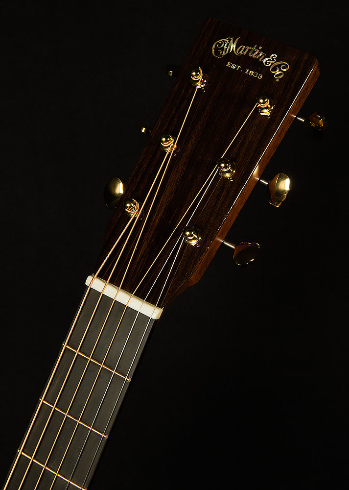 000-18 Modern Deluxe