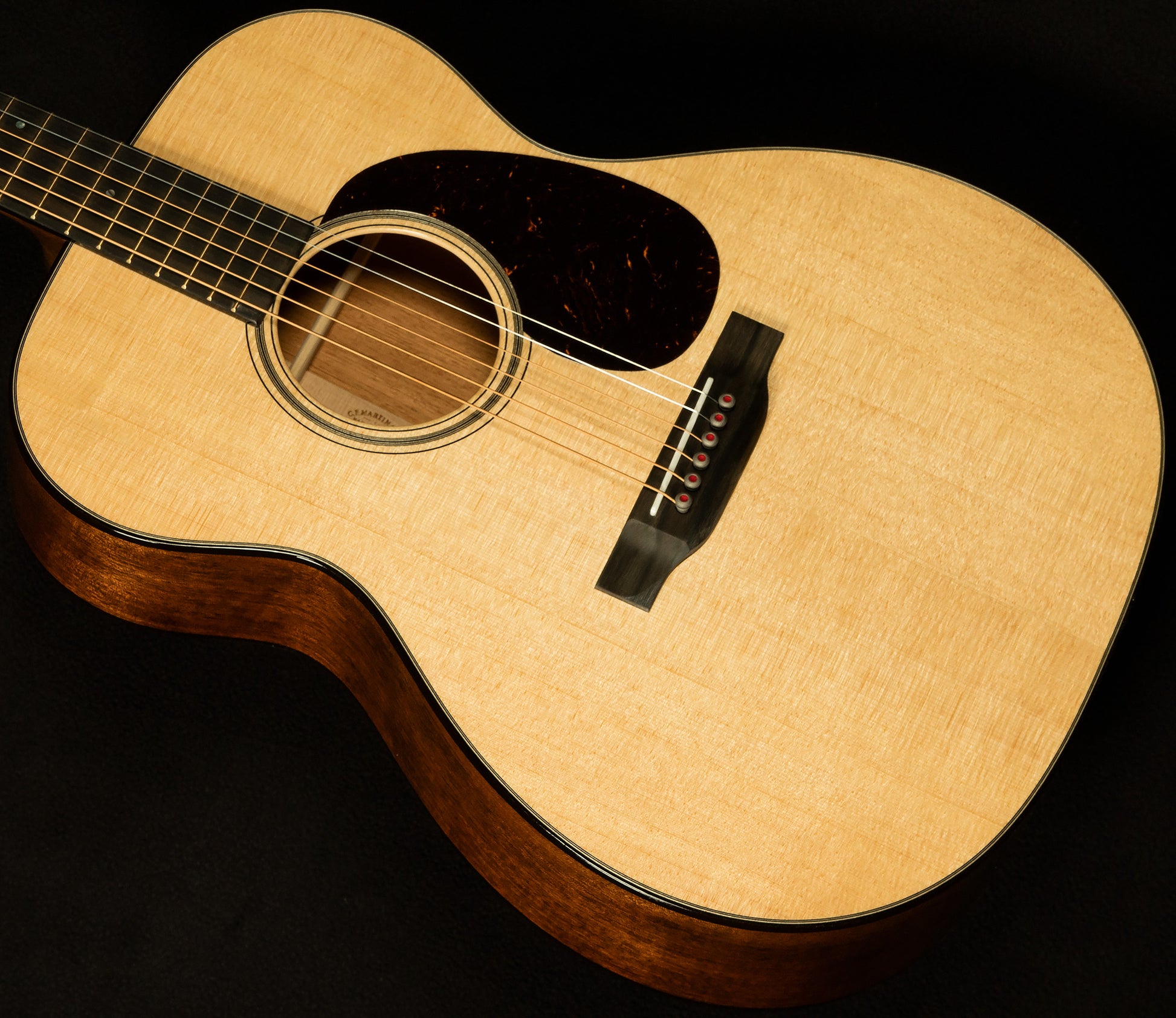 000-18 Modern Deluxe