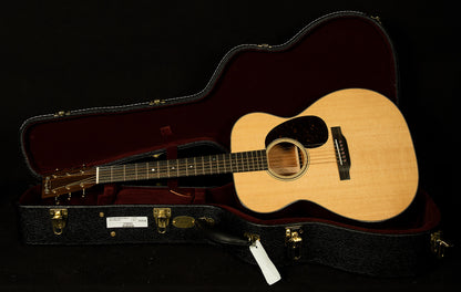 000-18 Modern Deluxe