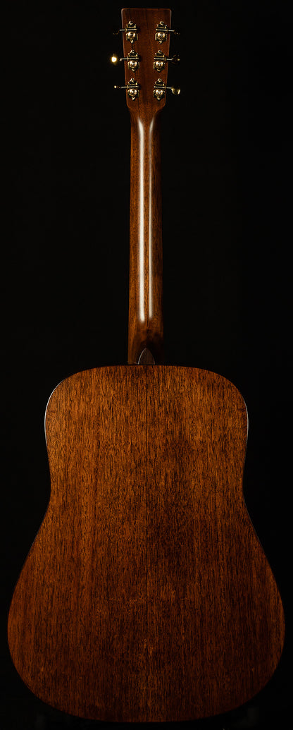 D-18 Modern Deluxe