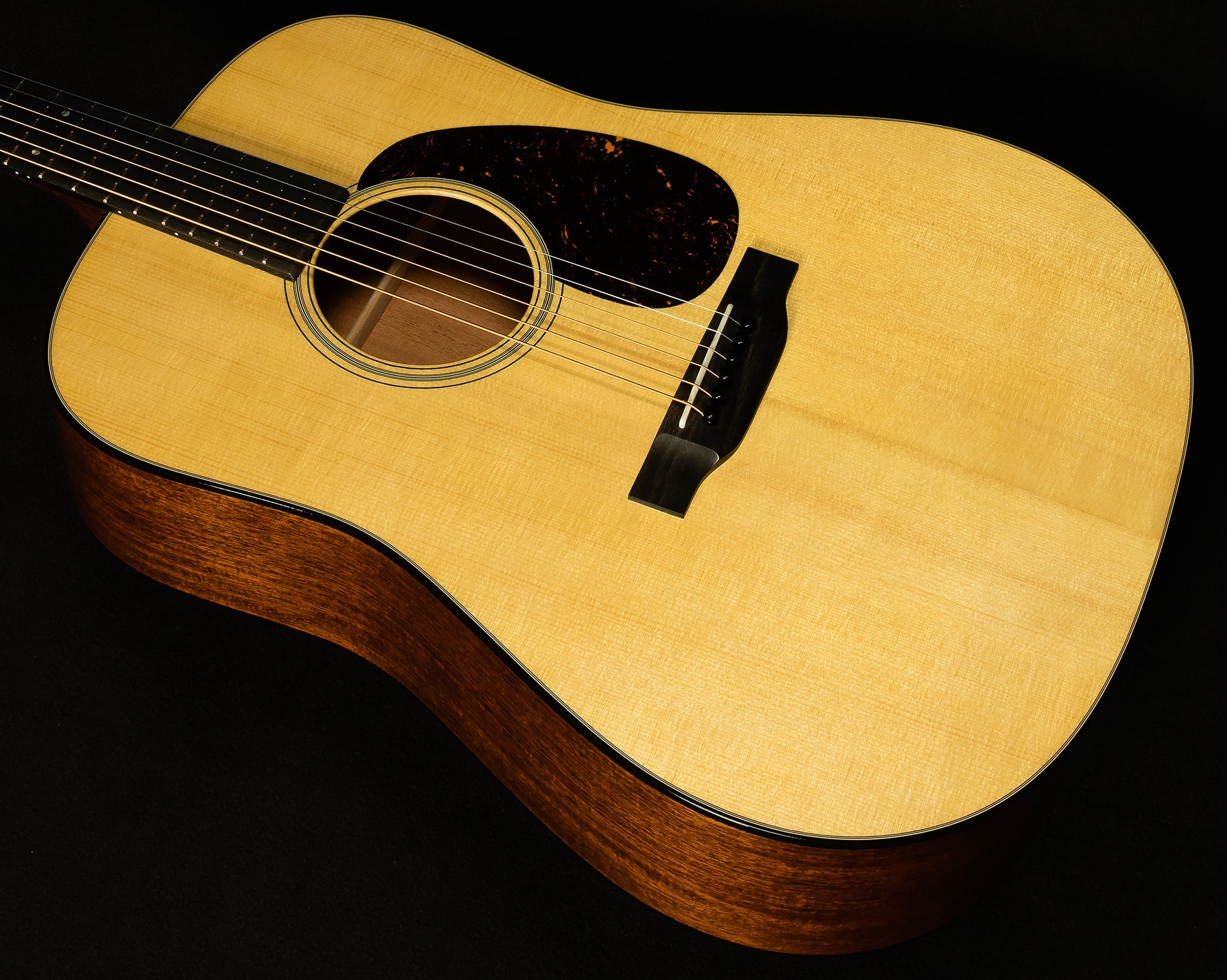 Custom Shop D-18