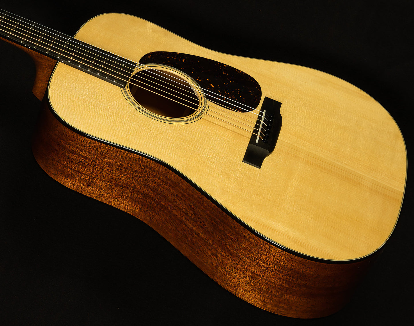 Custom Shop D-18