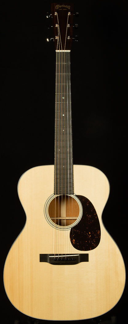 Custom Shop 000-18 1937