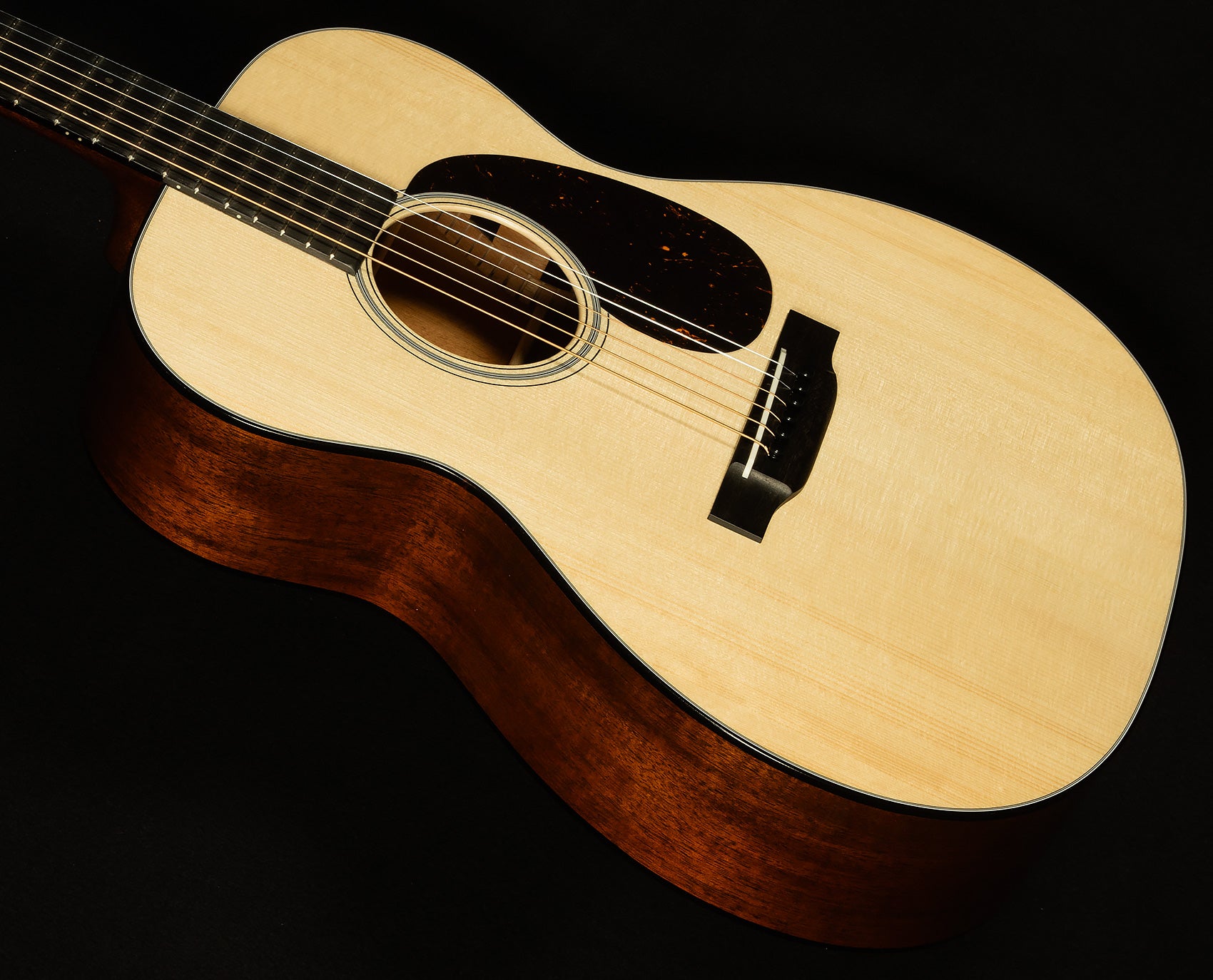 Custom Shop 000-18 1937
