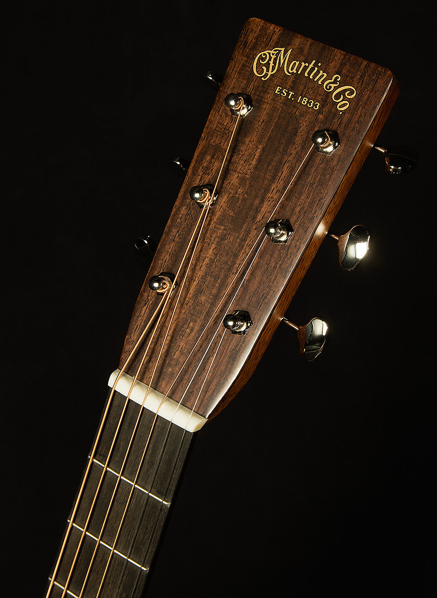 Standard Series 000-28 - 1935 Sunburst