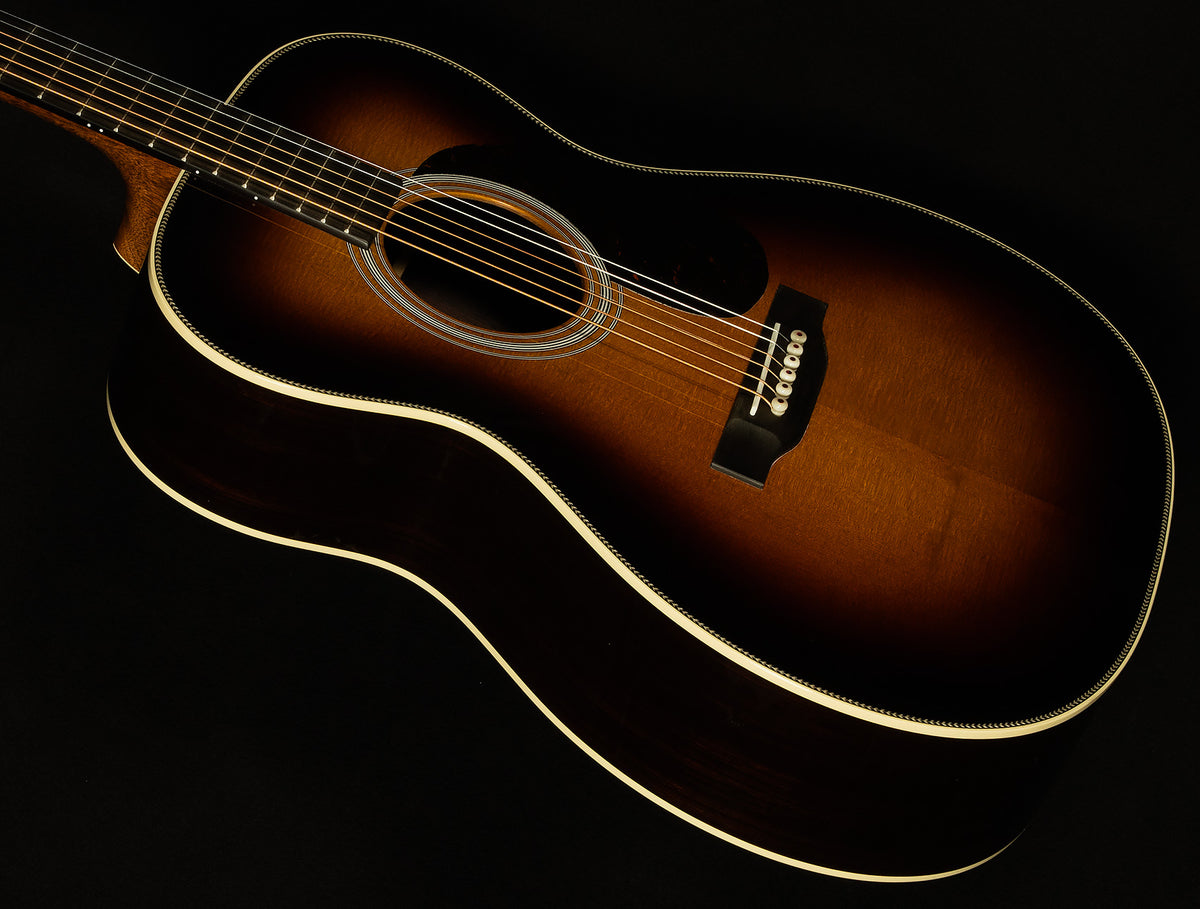 Standard Series 000-28 - 1935 Sunburst