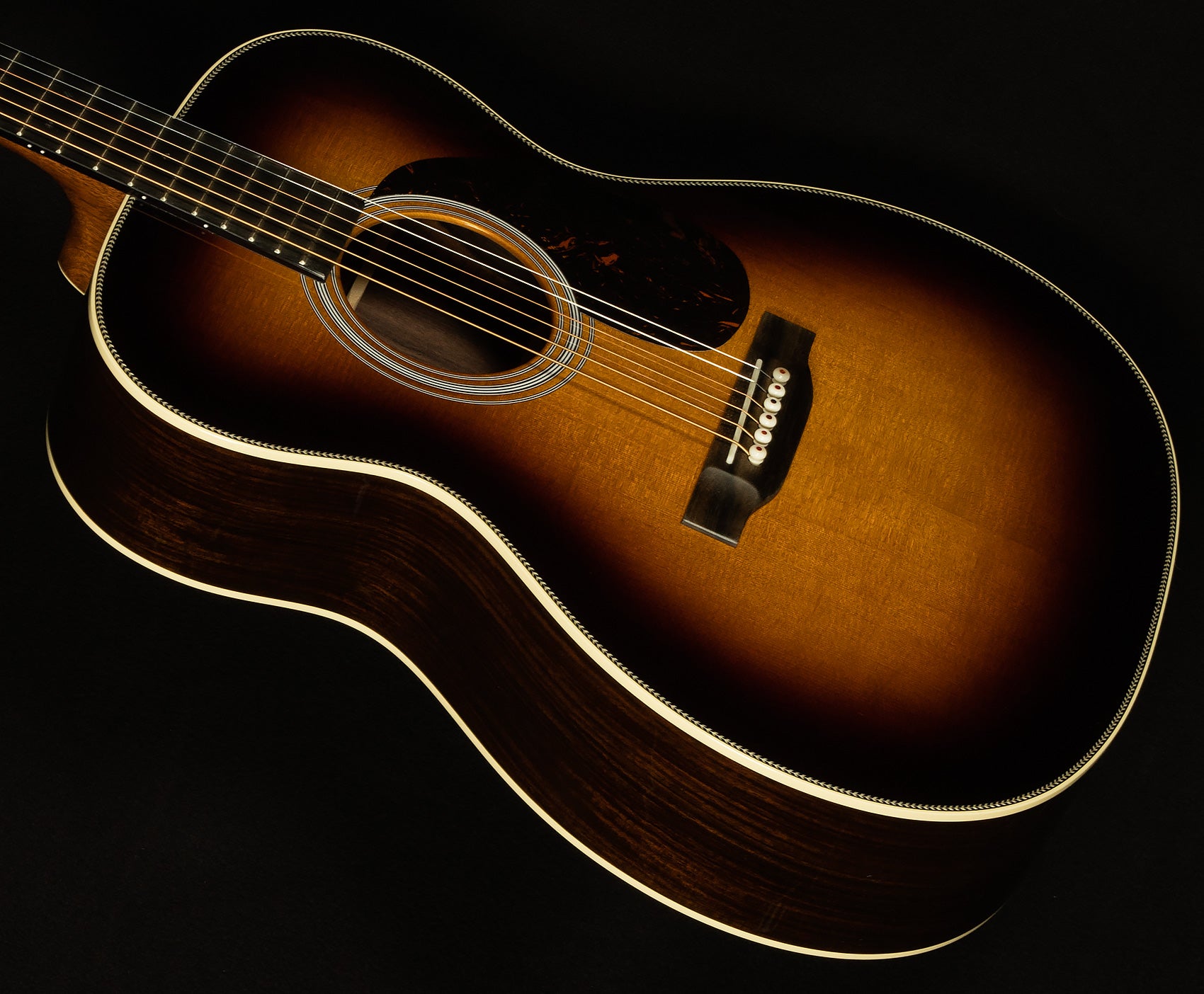 Standard Series 000-28 - 1935 Sunburst