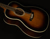 Standard Series 000-28 - 1935 Sunburst