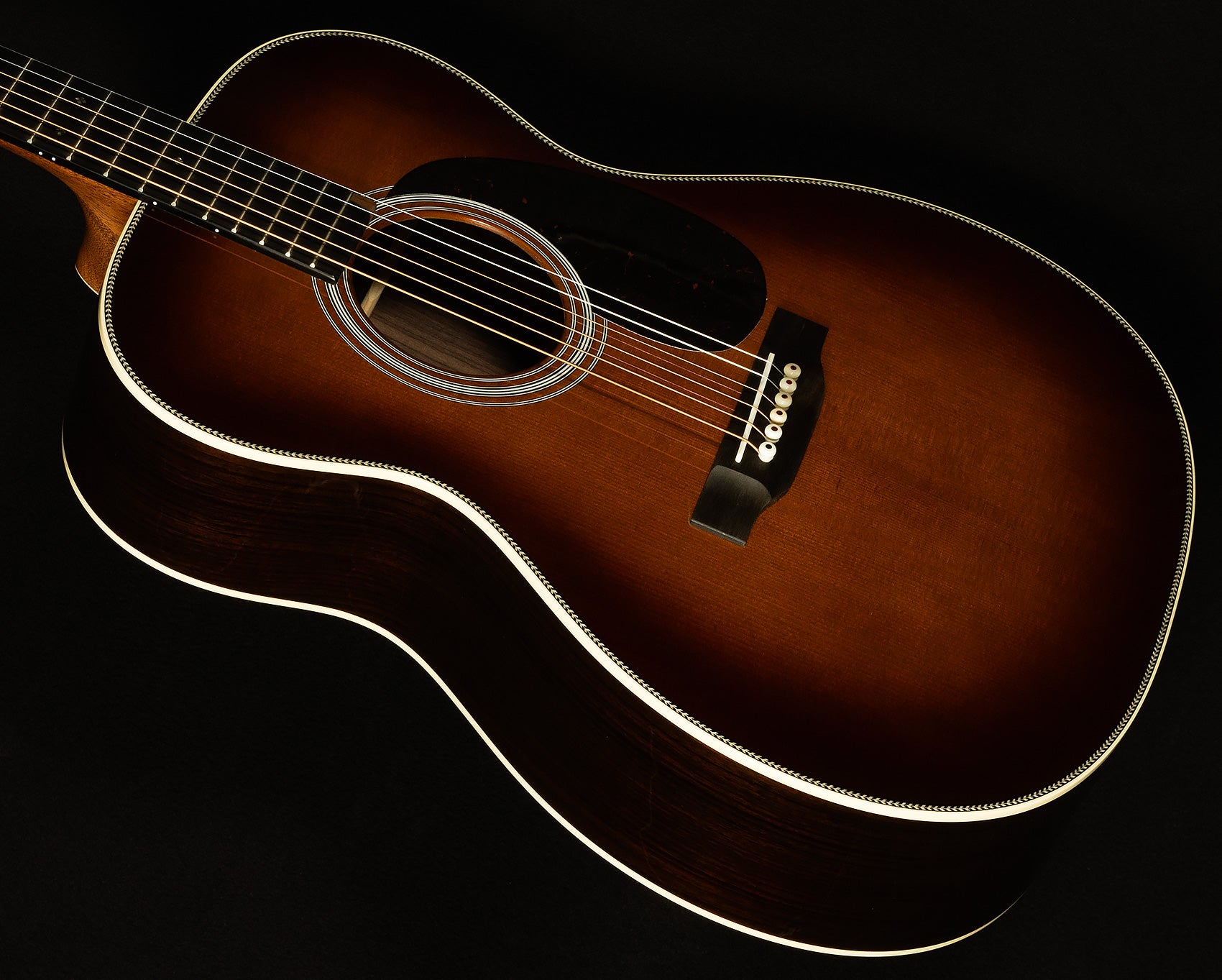 Standard Series 000-28 - 1933 Ambertone