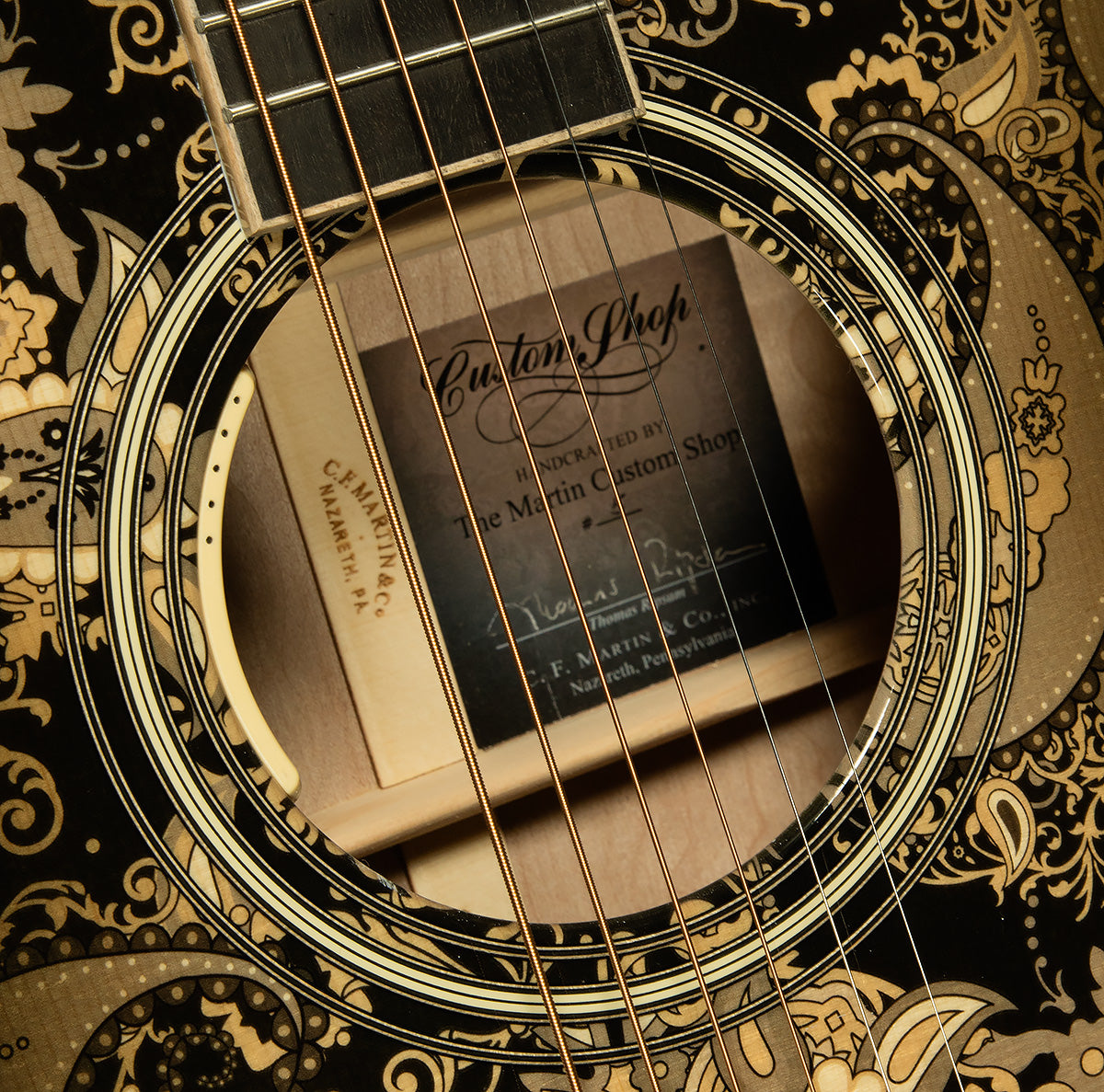 Custom Shop M Paisley Ember Burst