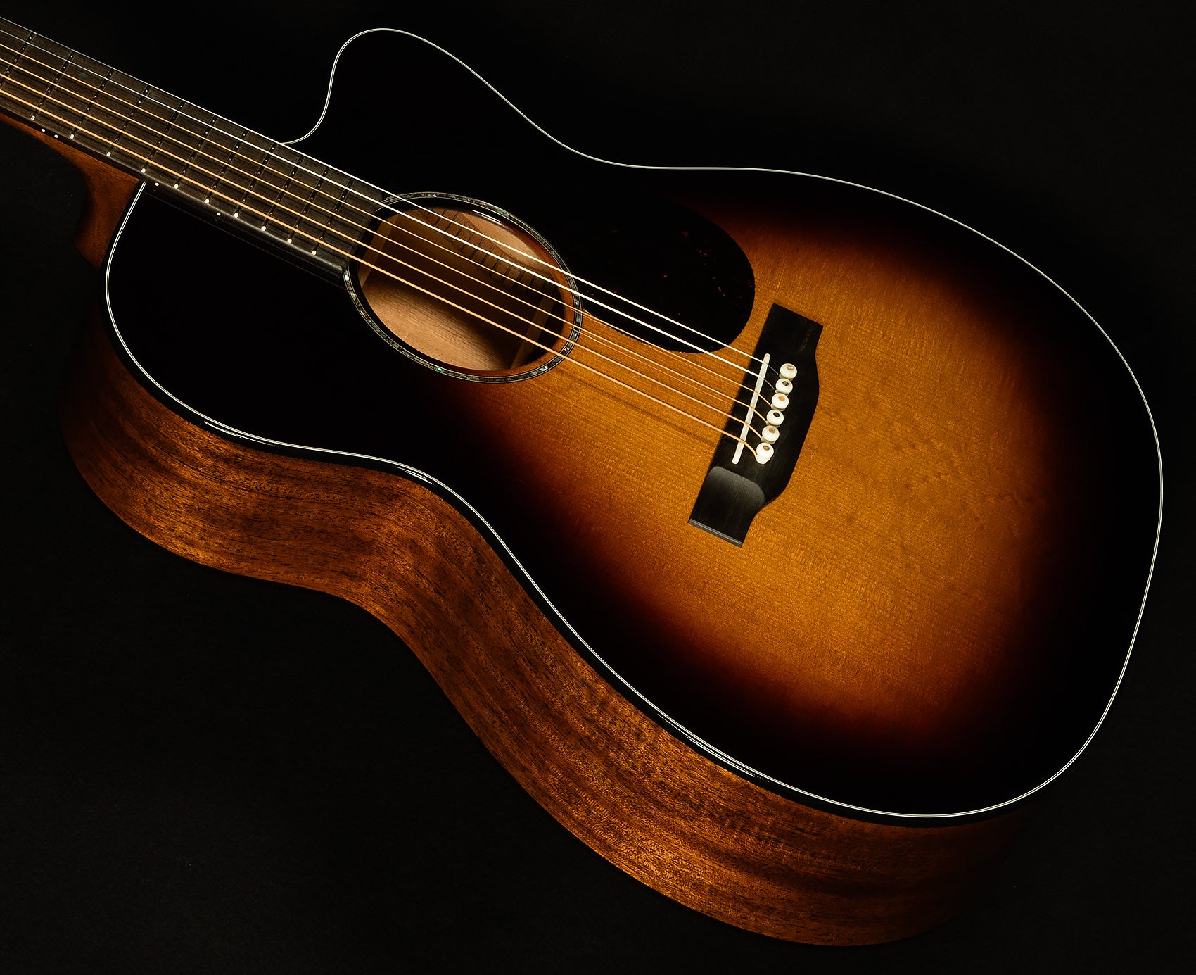 Custom Shop OMC-18 - 2026 NAMM