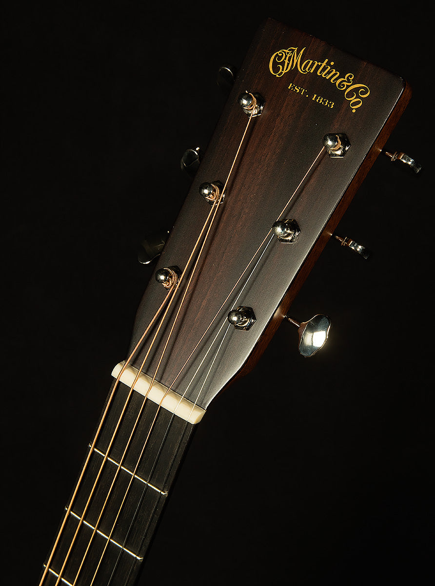 Custom Shop D-18