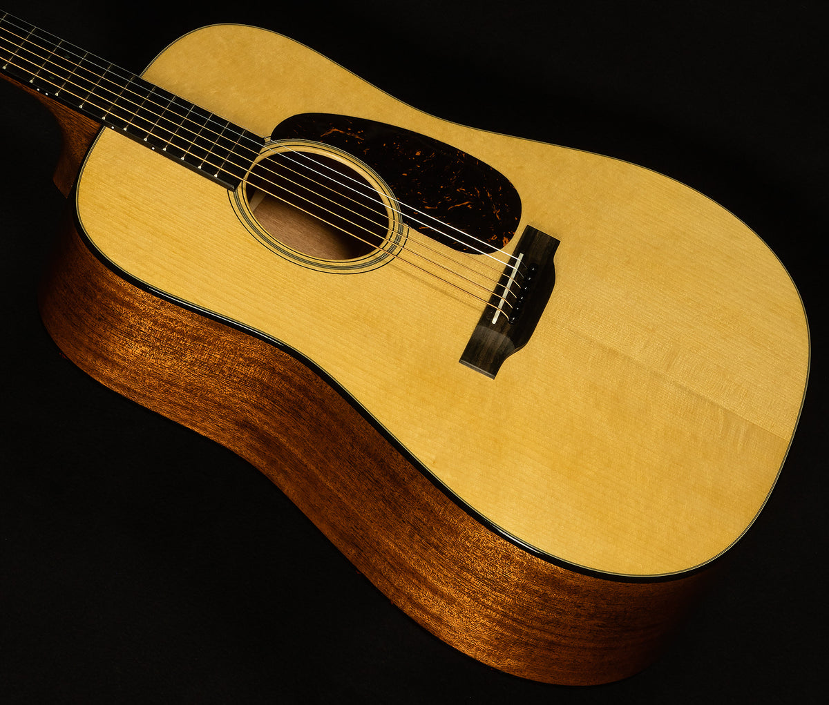Custom Shop D-18