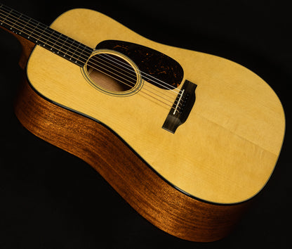 Custom Shop D-18