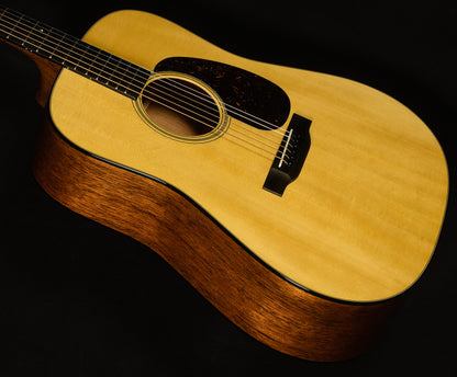 Custom Shop D-18