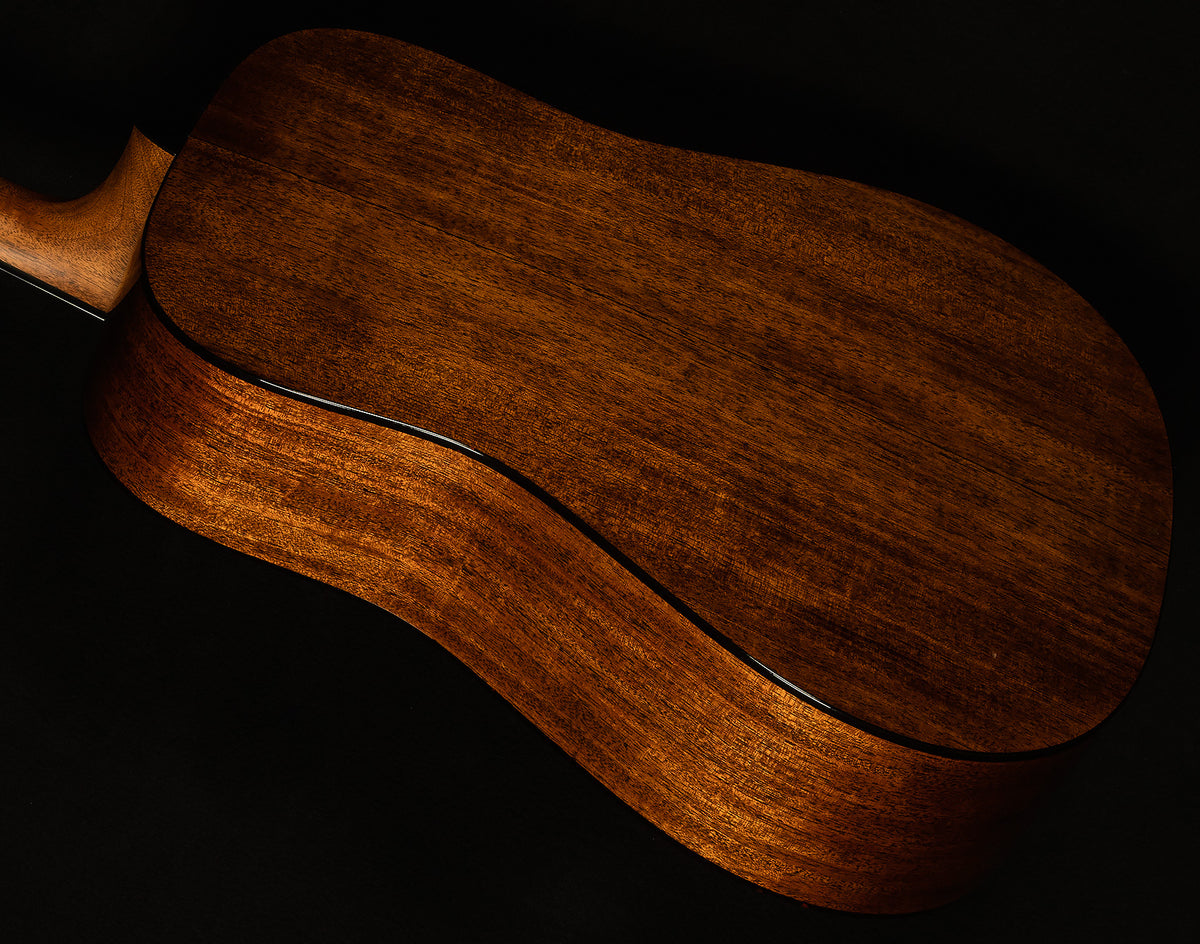 Custom Shop D-18