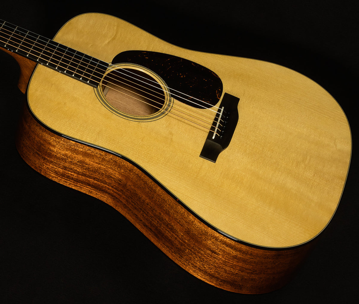 Custom Shop D-18