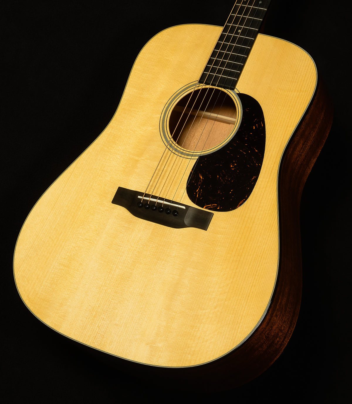 Custom Shop D-18