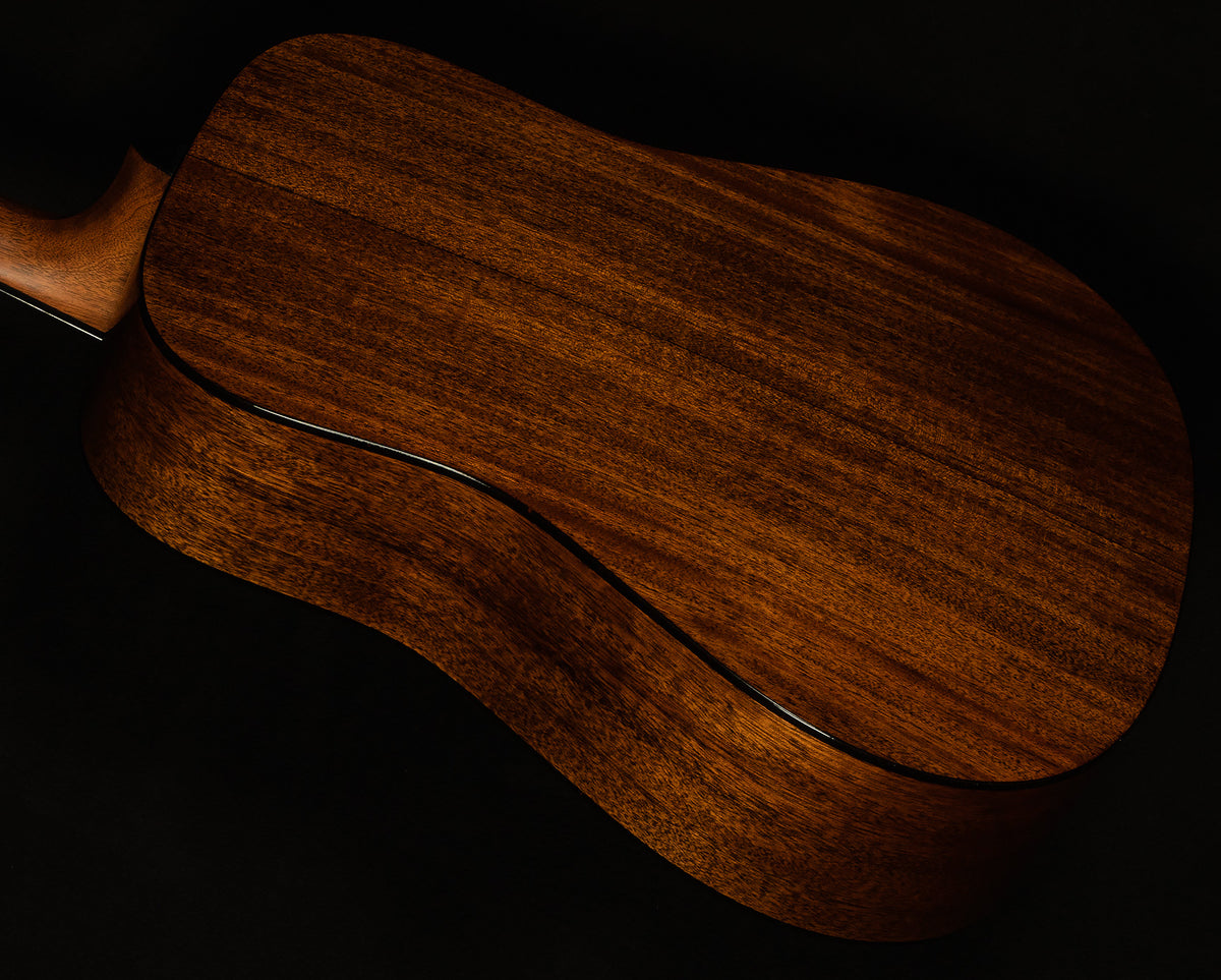 Custom Shop D-18