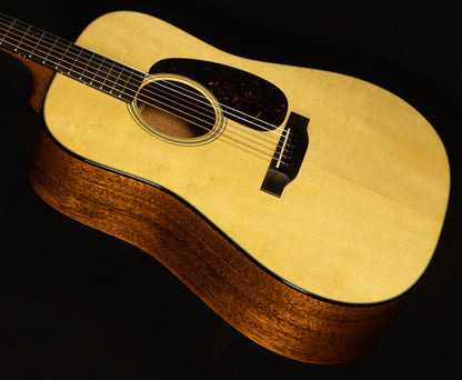 Custom Shop D-18