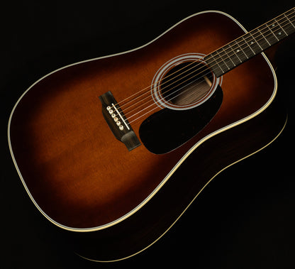 Standard Series D-28 - 1933 Ambertone