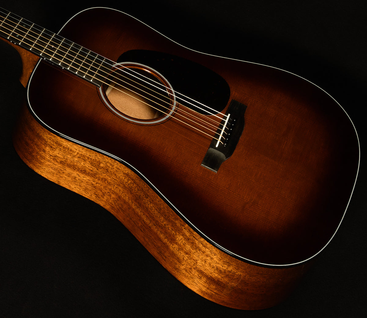 Standard Series D-18 - 1933 Ambertone