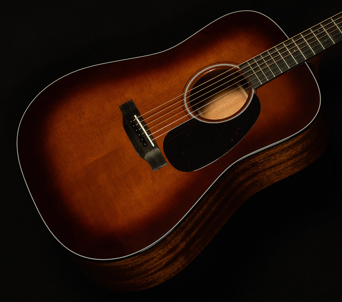 Standard Series D-18 - 1933 Ambertone