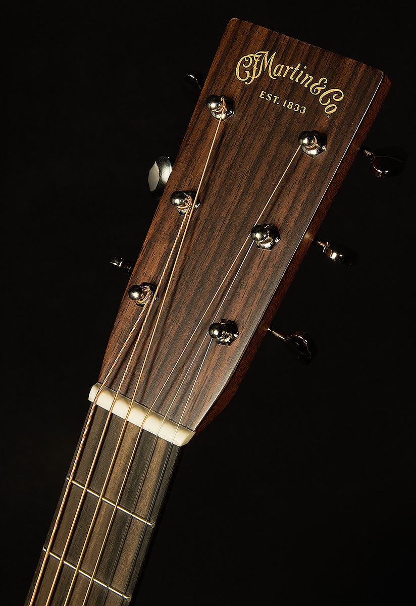Standard Series D-28 - 1933 Ambertone