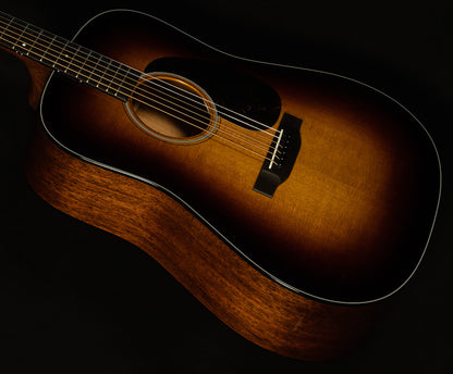 Standard Series D-18 - 1935 Sunburst