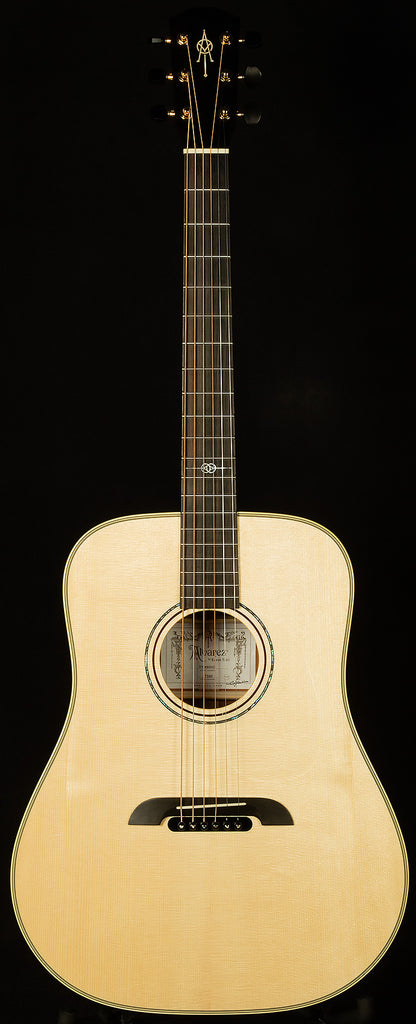 Yairi Masterworks Honduran Dreadnought DYM60HD