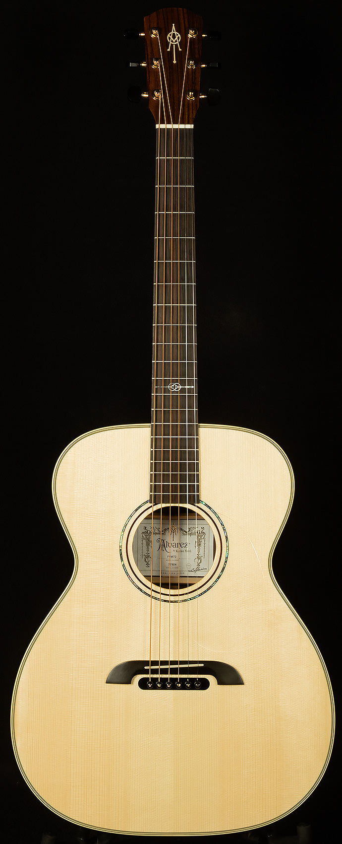 Yairi Masterworks Folk/OM FYM72