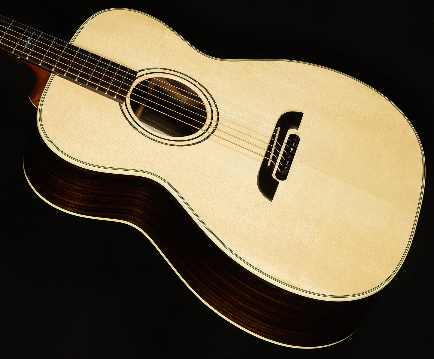 Yairi Masterworks Folk/OM FYM72