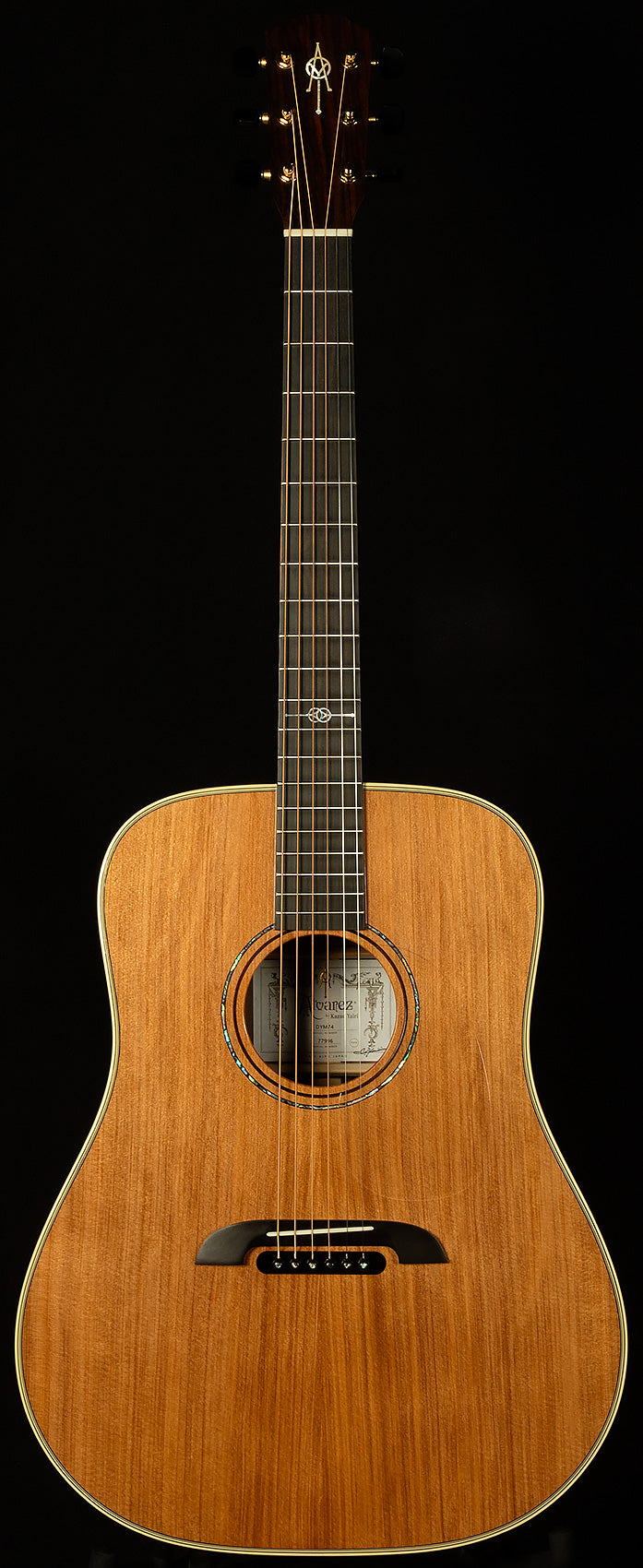 Yairi Masterworks Dreadnought DYM74