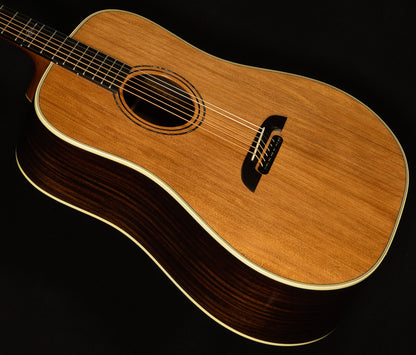 Yairi Masterworks Dreadnought DYM74