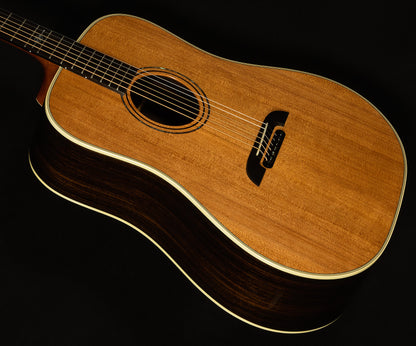 Yairi Masterworks Dreadnought DYM74
