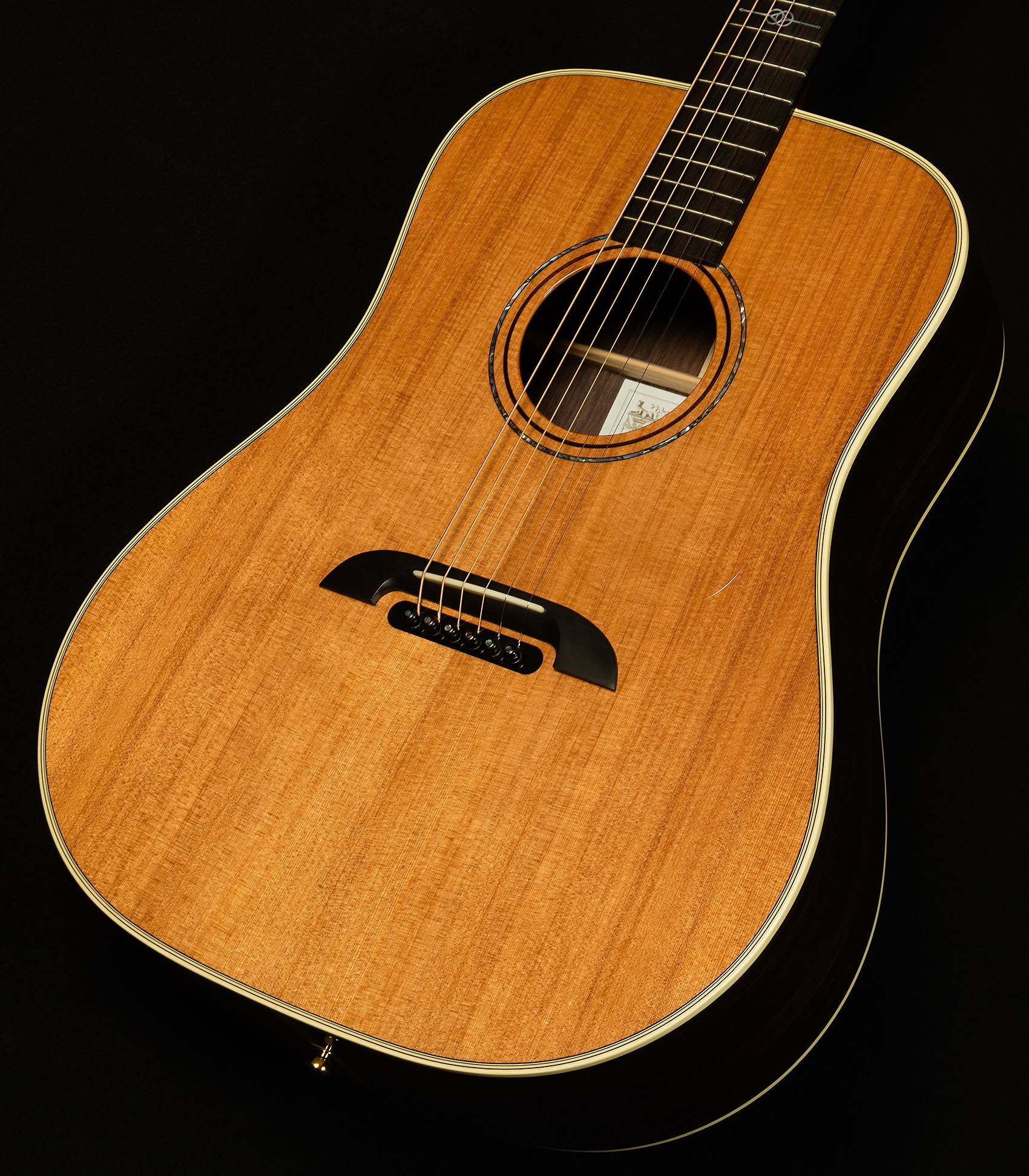 Yairi Masterworks Dreadnought DYM74