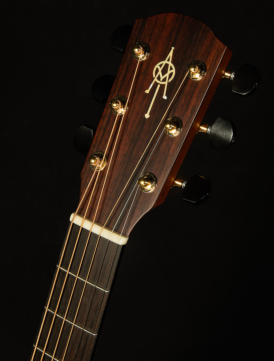 Yairi Masterworks Folk/OM FYM74CE